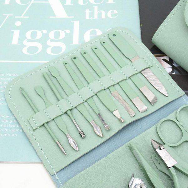16-piece Manicure & Pedicure Kit – Stainless steel 16 Pcs Nail Care Set | case included