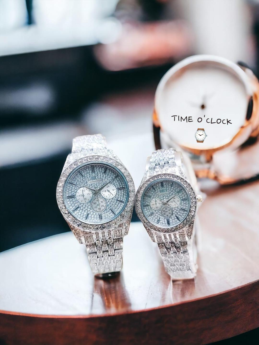 Stylish Premium Quality Couples Analogue Watch