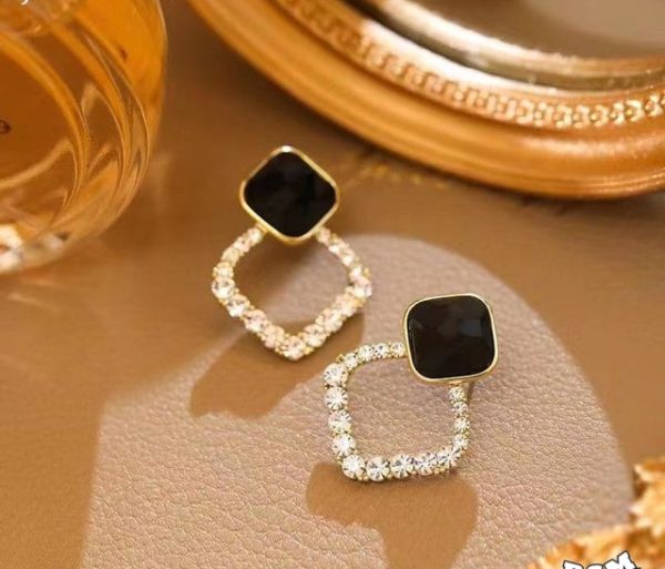 Zircon Korean Black Shiny Resin Rhombus Earings